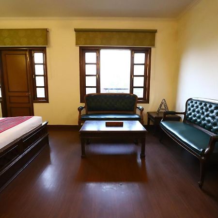 Hotel Ambica Palace Aiims New Delhi - Couple Friendly Local Id Accepted Exterior photo
