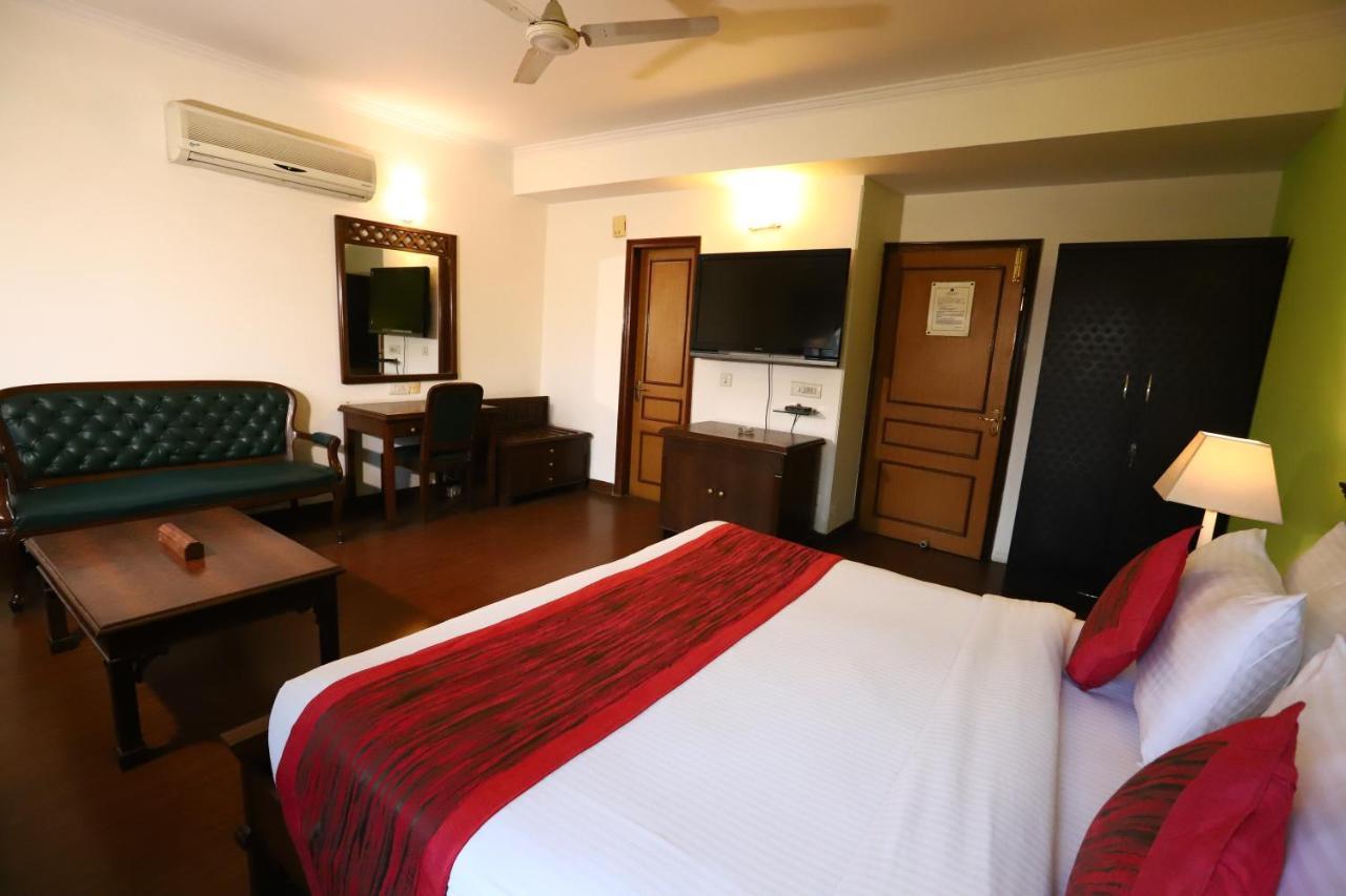Hotel Ambica Palace Aiims New Delhi - Couple Friendly Local Id Accepted Exterior photo